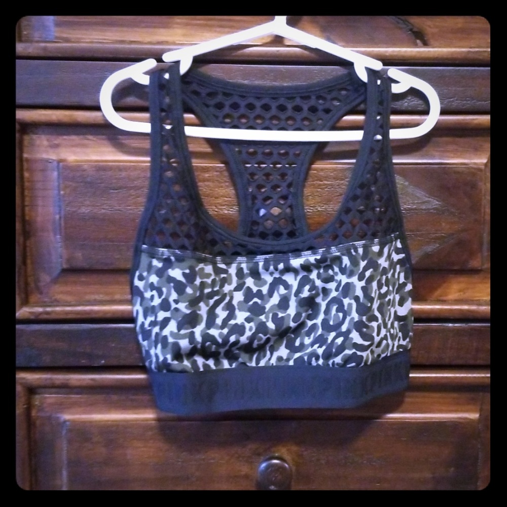 Victoria's Secret Pink Ultimate Sportsbra - Picture 5 of 6